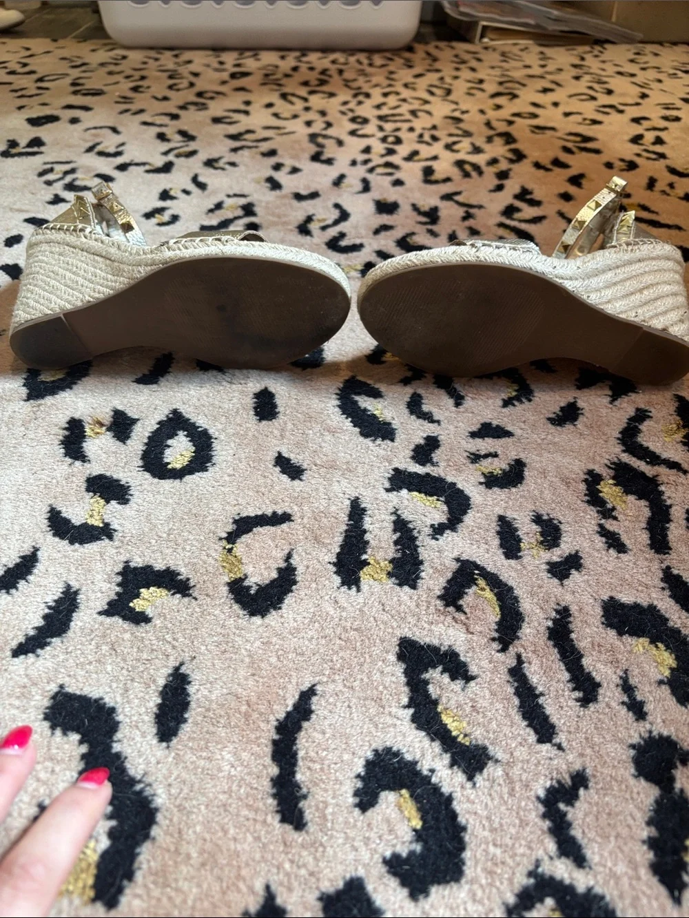 Steve Madden metallic gold